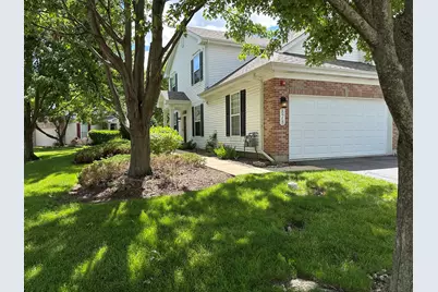 878 Stuarts Drive #878, Saint Charles, IL 60174 - Photo 1