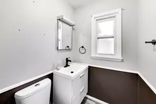 7810 Kilbourn Ave, Skokie, IL 60076 - Photo 17