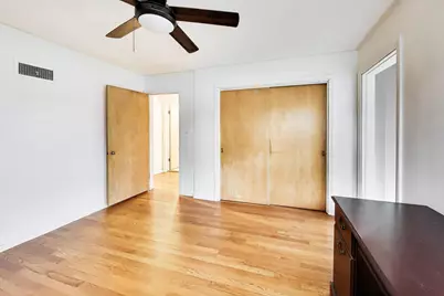 7810 Kilbourn Avenue, Skokie, IL 60076 - Photo 13