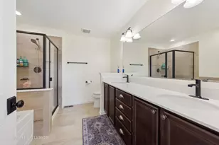 85 Marcel Ln, Schaumburg, IL 60194 - Photo 17