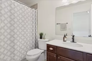 85 Marcel Ln, Schaumburg, IL 60194 - Photo 21