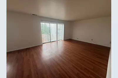2300 N Harlem Avenue #405, Elmwood Park, IL 60707 - Photo 3