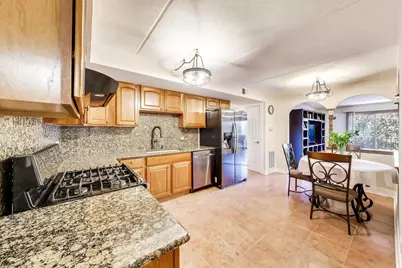 6300 W Montrose Avenue #305, Chicago, IL 60634 - Photo 15