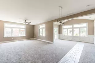 437 Stearn Dr, Genoa, IL 60135 - Photo 5