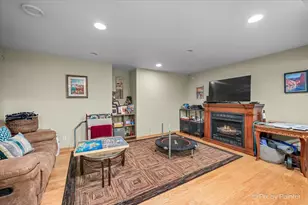 151 Center St, Crystal Lake, IL 60014 - Photo 29