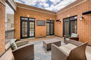 1852 W Wellington Ave, Chicago, IL 60657 - Photo 29
