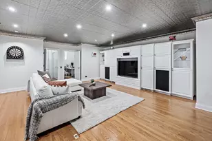 1852 W Wellington Ave, Chicago, IL 60657 - Photo 33