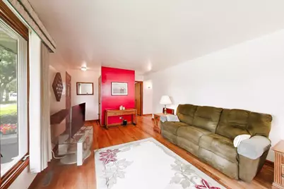 336 W Fremont Avenue, Elmhurst, IL 60126 - Photo 7