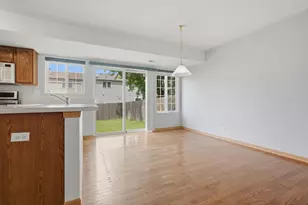1758 Edith Ln, Aurora, IL 60504 - Photo 7