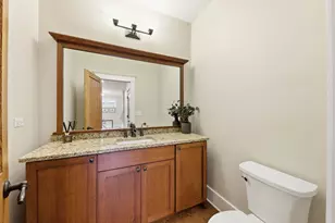 451 Lowell Ave, Glen Ellyn, IL 60137 - Photo 9