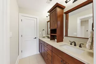 451 Lowell Ave, Glen Ellyn, IL 60137 - Photo 15