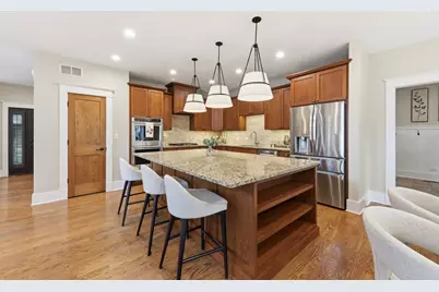 451 Lowell Avenue, Glen Ellyn, IL 60137 - Photo 5