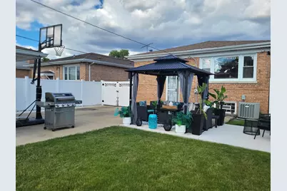 8630 S Kilbourn Avenue, Chicago, IL 60652 - Photo 23