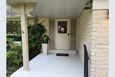 16 Falkirk Road, Hawthorn Woods, IL 60047 - Photo 3