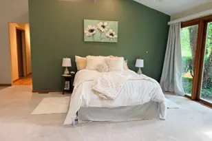 16 Falkirk Rd, Hawthorn Woods, IL 60047 - Photo 5