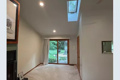 16 Falkirk Road, Hawthorn Woods, IL 60047 - Photo 11