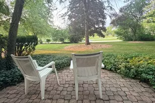 16 Falkirk Rd, Hawthorn Woods, IL 60047 - Photo 15