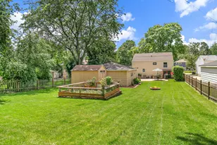 117 S Erie St, Wheaton, IL 60187 - Photo 27
