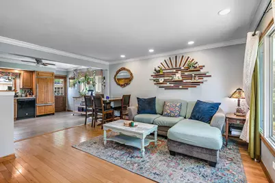 117 S Erie Street, Wheaton, IL 60187 - Photo 5