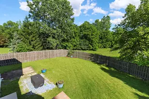 1955 W Overlook Ct, Round Lake, IL 60073 - Photo 39