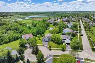 1955 W Overlook Ct, Round Lake, IL 60073 - Photo 45
