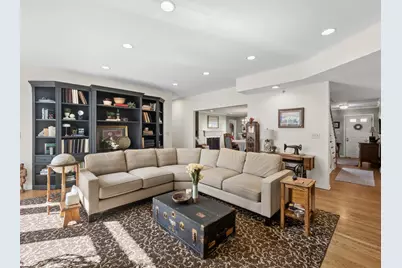 819 S Beverly Lane, Arlington Heights, IL 60005 - Photo 15