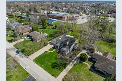 819 S Beverly Lane, Arlington Heights, IL 60005 - Photo 5