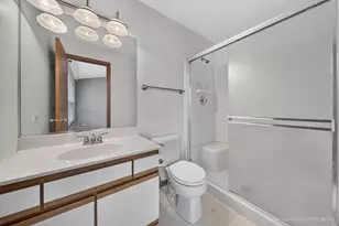 738 Silk Oak Ln, Crystal Lake, IL 60014 - Photo 13