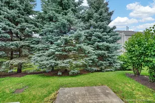 738 Silk Oak Ln, Crystal Lake, IL 60014 - Photo 21