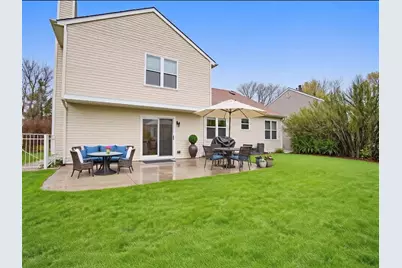 814 Dunhill Drive, Buffalo Grove, IL 60089 - Photo 19