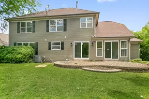 600 Brookstone Rd, Grayslake, IL 60030 - Photo 5