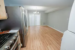 10W Fernwood Dr, Bolingbrook, IL 60440 - Photo 7