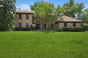 14 James Dr, Hawthorn Woods, IL 60047 - Photo 5