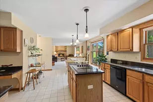 14 James Dr, Hawthorn Woods, IL 60047 - Photo 13