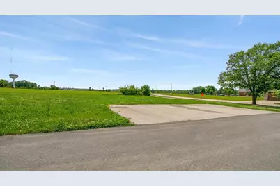 2072 Waters Edge Drive, Minooka, IL 60447 - Photo 5
