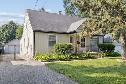 1106 Roosevelt Avenue, Joliet, IL 60435 - Photo 1