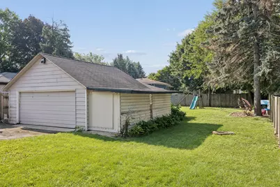 1106 Roosevelt Avenue, Joliet, IL 60435 - Photo 17