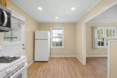 1106 Roosevelt Avenue, Joliet, IL 60435 - Photo 7
