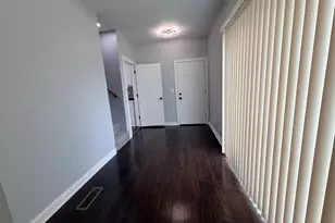 10010 S Emerald Ave, Chicago, IL 60628 - Photo 13