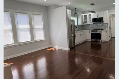 10010 S Emerald Avenue, Chicago, IL 60628 - Photo 5