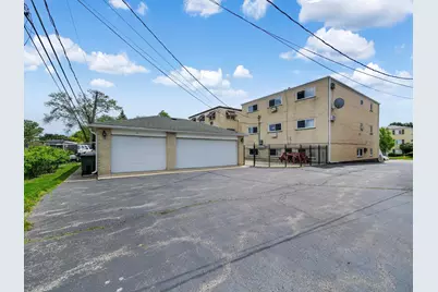 8430 W Oak Avenue, Niles, IL 60714 - Photo 3