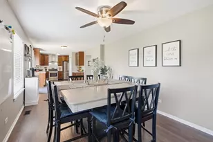 1316 Sherborn Ct, Minooka, IL 60447 - Photo 9