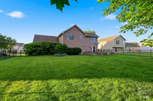 529 Hollyberry Ln, Bourbonnais, IL 60914 - Photo 35