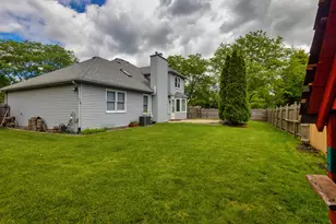 8 Steck Ct, Bolingbrook, IL 60440 - Photo 31