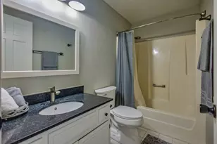 8 Steck Ct, Bolingbrook, IL 60440 - Photo 19