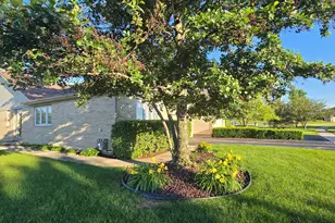 53 Odyssey Dr, Tinley Park, IL 60477 - Photo 9