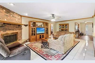 308 S Knollwood Drive, Schaumburg, IL 60193 - Photo 9