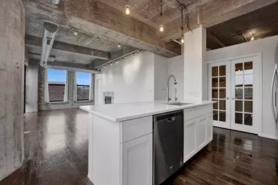 1000 W 15th Street #328, Chicago, IL 60608 - Photo 3