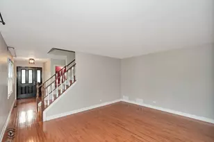 8348 Adbeth Ave, Woodridge, IL 60517 - Photo 9