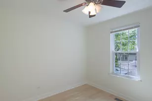 37 Carey Ln, Streamwood, IL 60107 - Photo 21